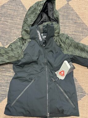 Spyder Black Jacket with Green Houndstooth Hood and Sleeves